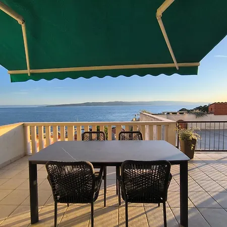 Apartament Julija