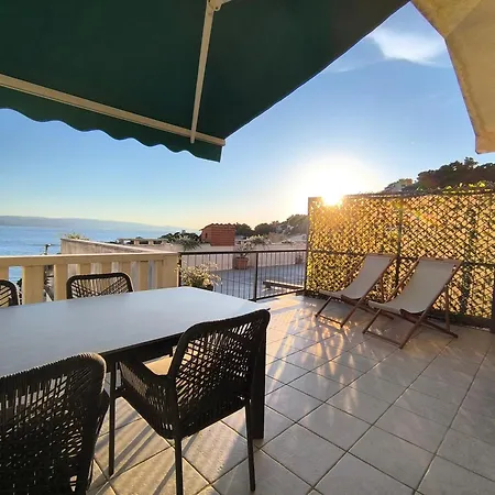 Julija Apartament Brela